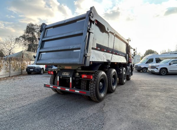 Camión Tolva Scania P450B 8x4  20 M3 2021, Automático - Imagen 5