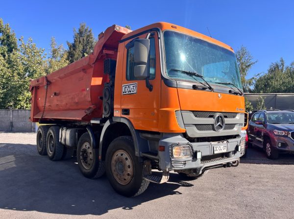 Camión Tolva Mercedes Benz 4144 20 cubos - Imagen 2