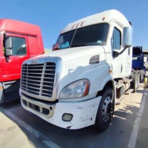 Tracto camión Freightliner Cascadia 113 automático 6x4 Ref TT317262